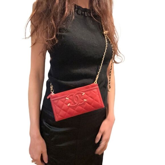 Chanel boys red leather long wallet pouch - Picture 2 of 16